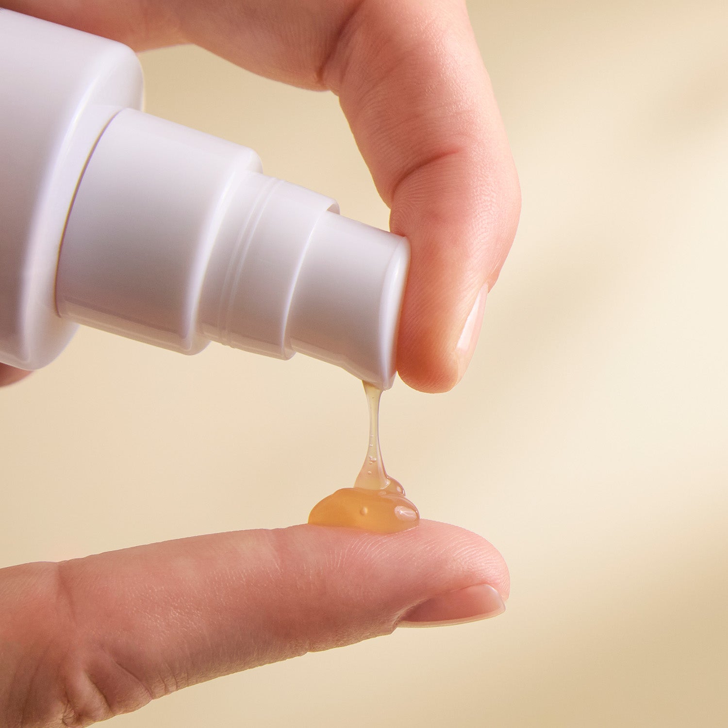 files/brighten_vitamin_c_face_serum_6.jpg