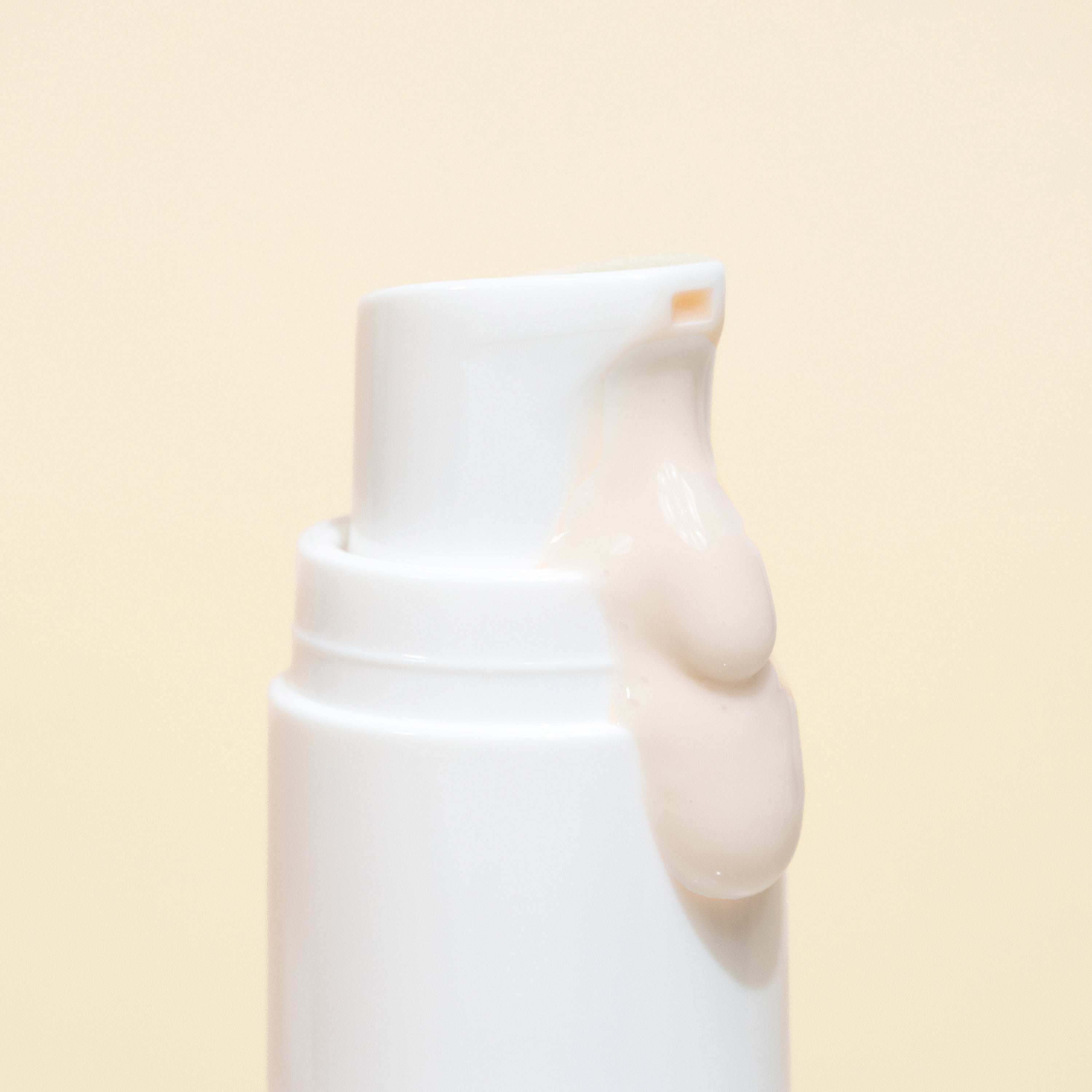 files/revive-bio-retinol-pump.jpg
