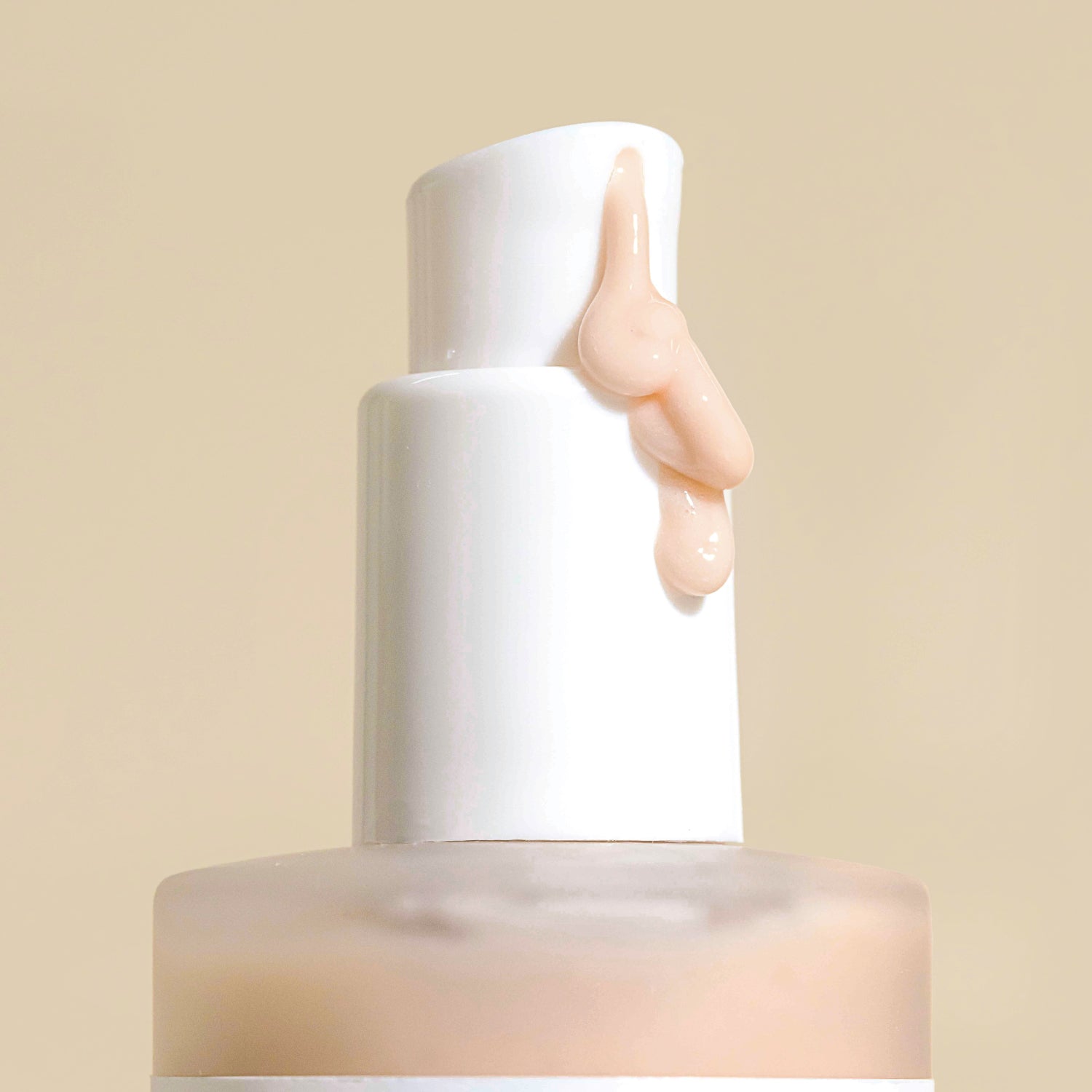 files/wash-cream-cleanser-5_a9c0a8bf-04be-4c6c-83c5-41b9df72a927.jpg